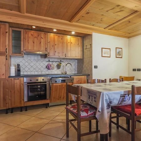 Casa Cristina Apartment Campitello di Fassa Bagian luar foto